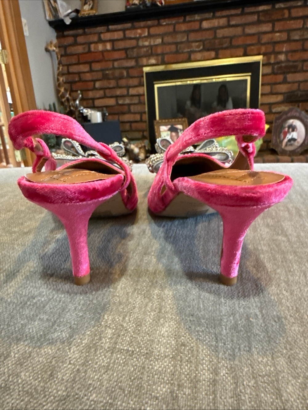 Kurt Geiger Fuchsia Velvet Slingback Flats with Crystal Bow - Picture 6 of 8